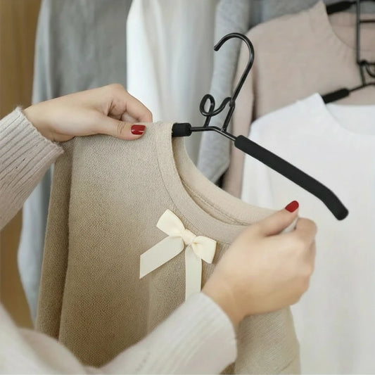 Space Saving Non-Slip Hanger Set